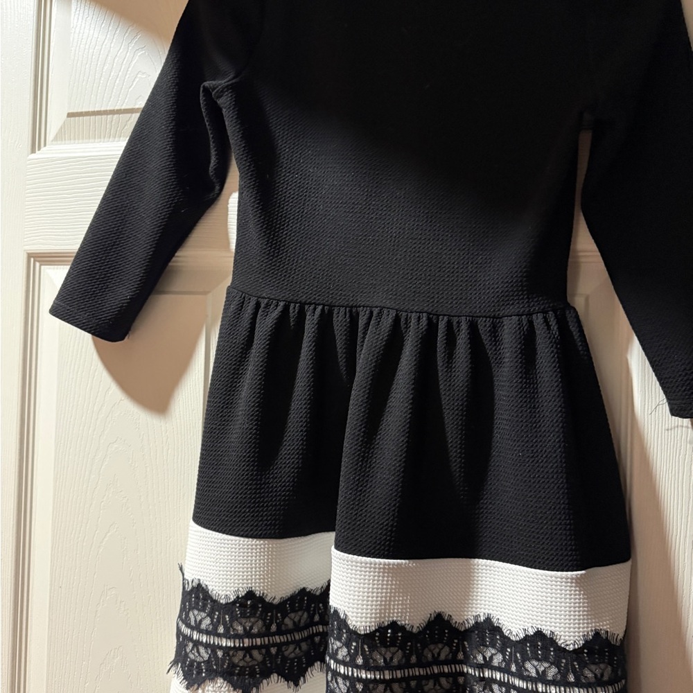 Soprano Black and White 3/4 length Sleeve Dress like new size S - Picture 4 of 5